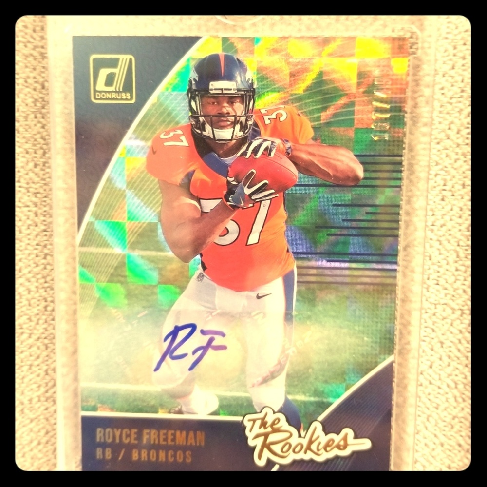 Panini Donruss Royce Freeman auto Rookie card!